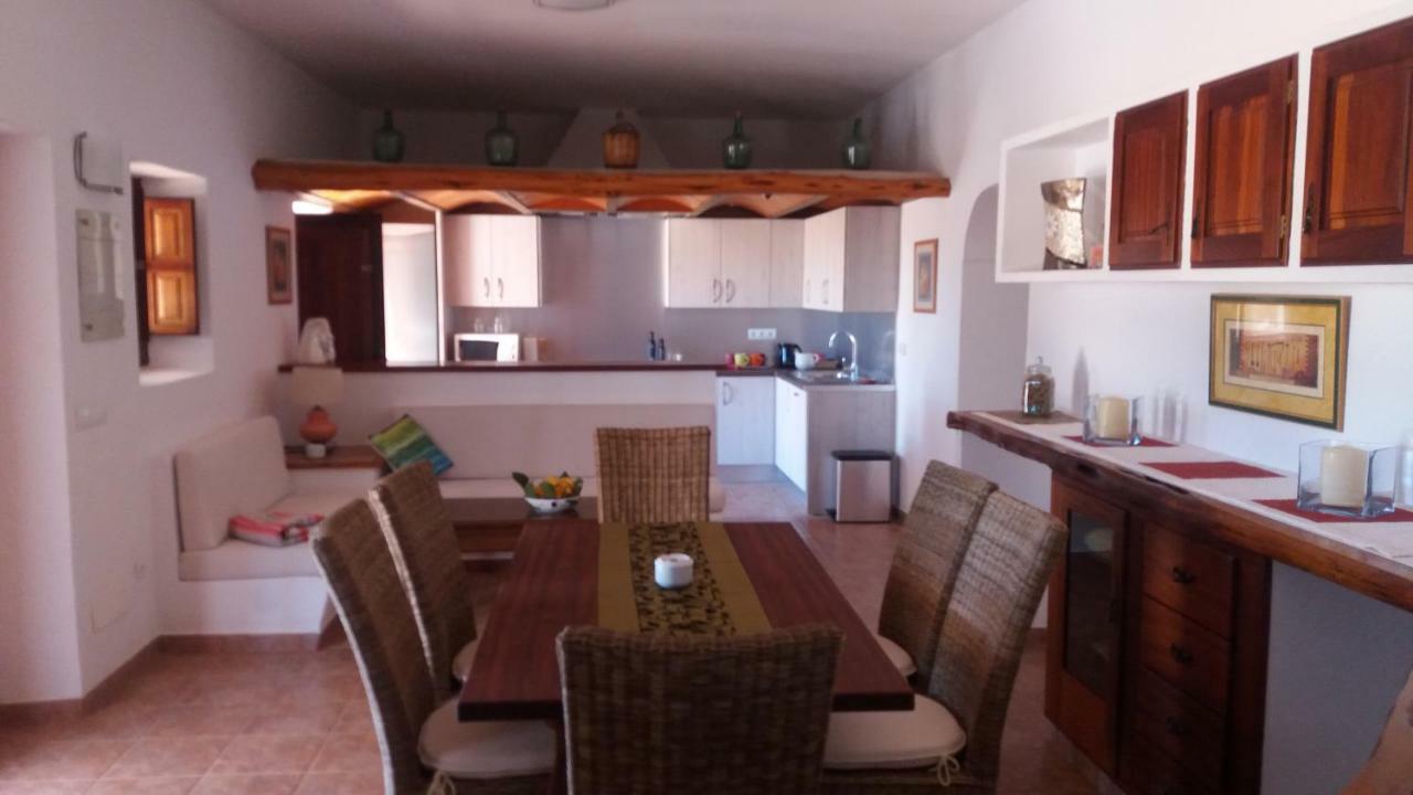 Villa Can Cosmi Santa Eularia des Riu Dış mekan fotoğraf